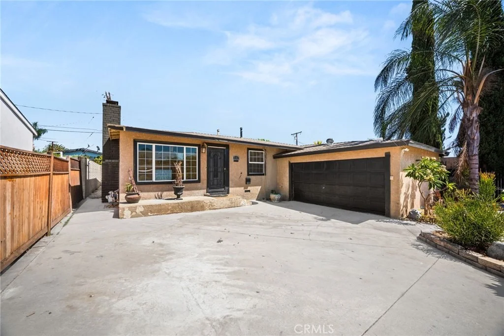 Photo of 440 N Durrell Avenue