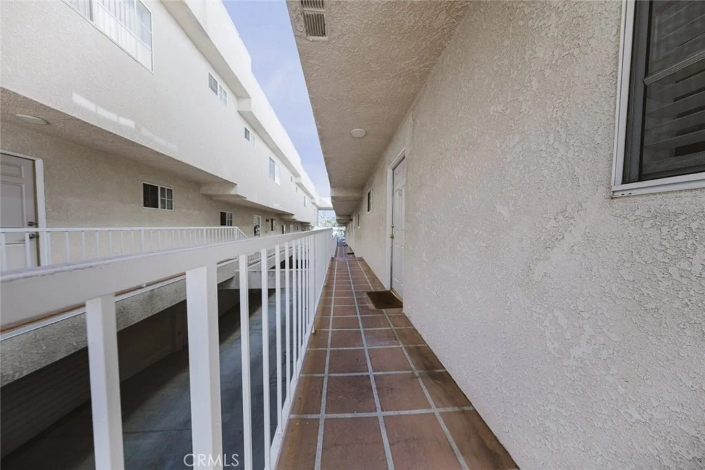 Photo of Unit 4 at 10274 Tujunga Canyon Boulevard