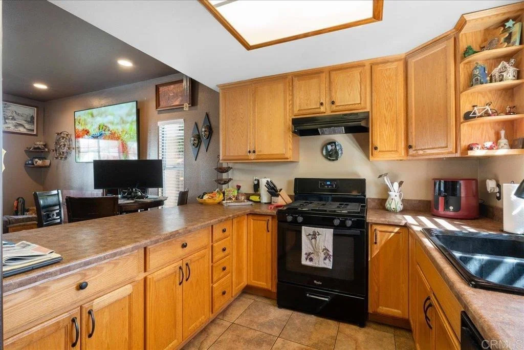 Photo of 1005 ANZA CT