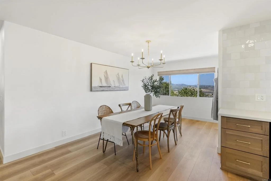 Photo of 1140 Evergreen Lane