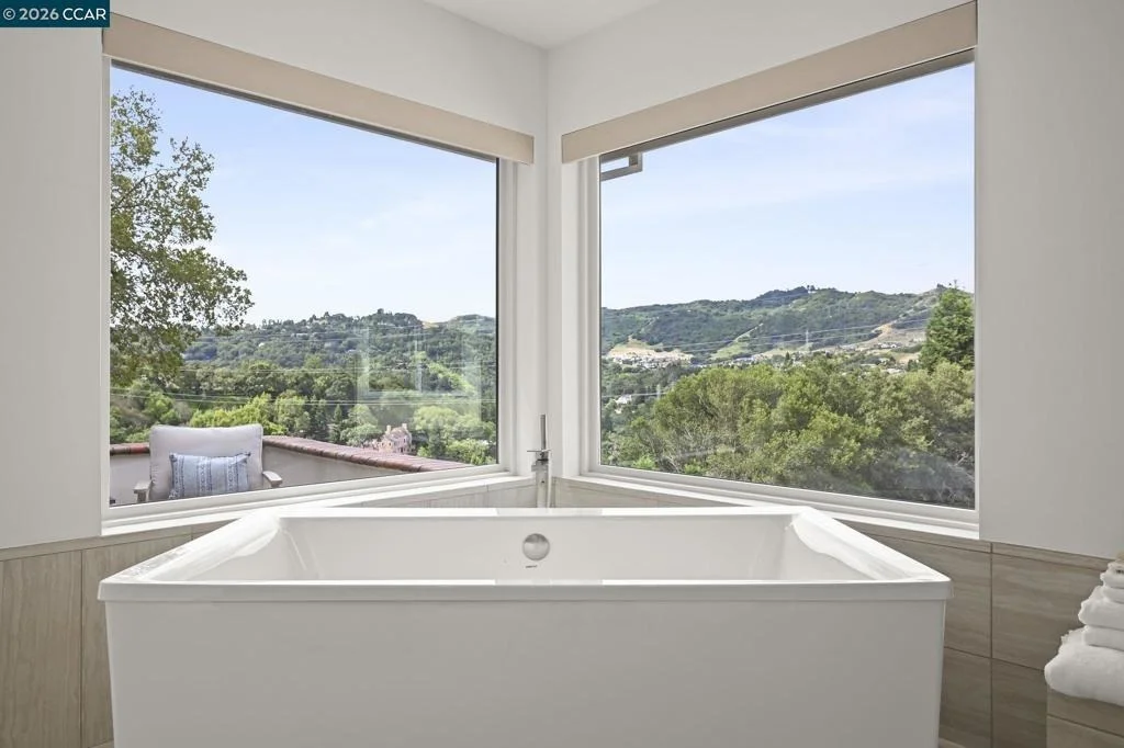 Photo of 1 Oakview Terrace
