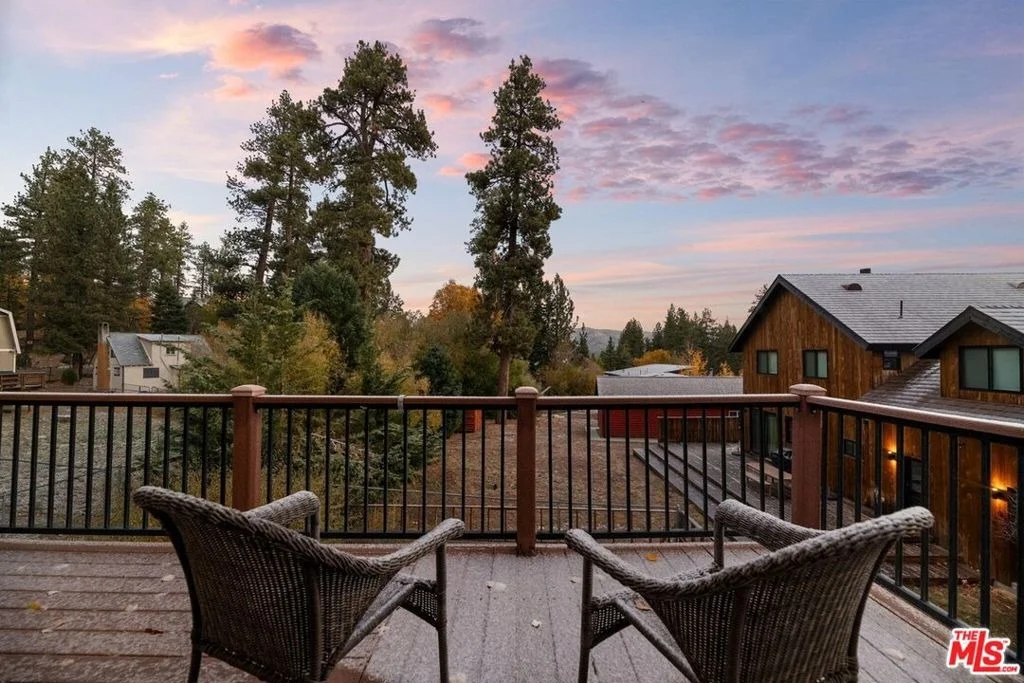 Photo of 993 Cameron Drive
