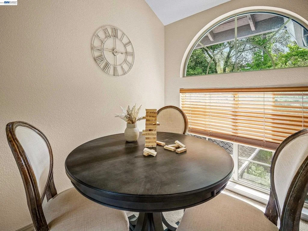 Photo of 8681 Winding Way