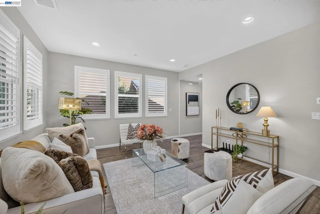 Photo of 304 Misty Cir