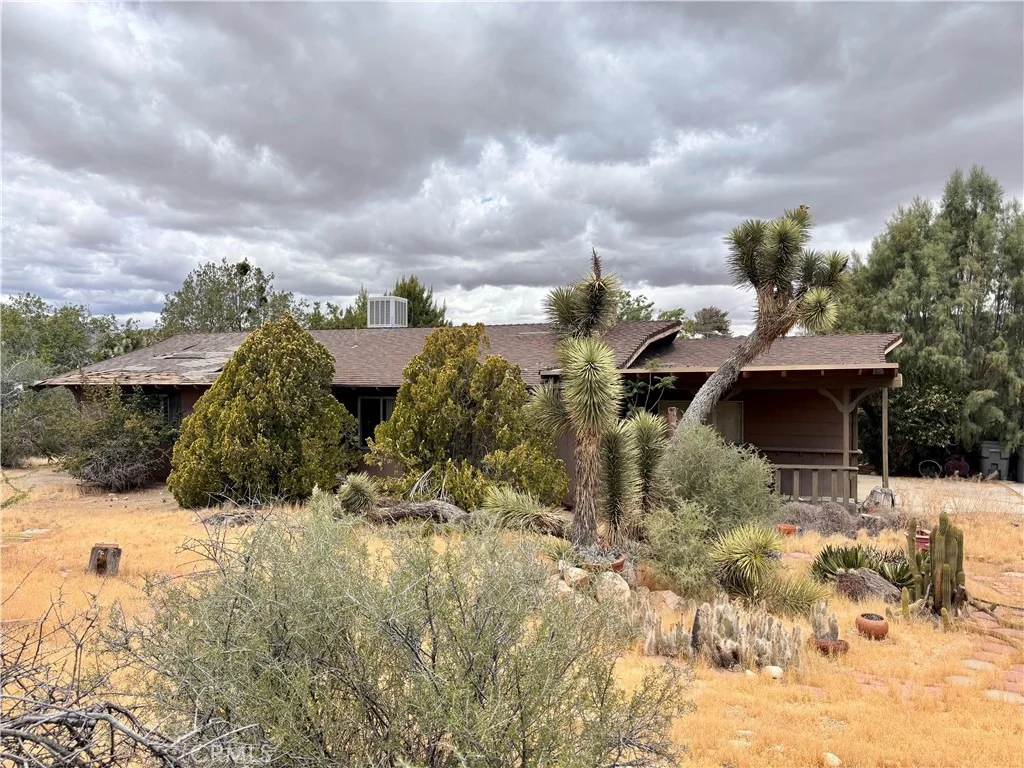 Photo of 7890 Mariposa