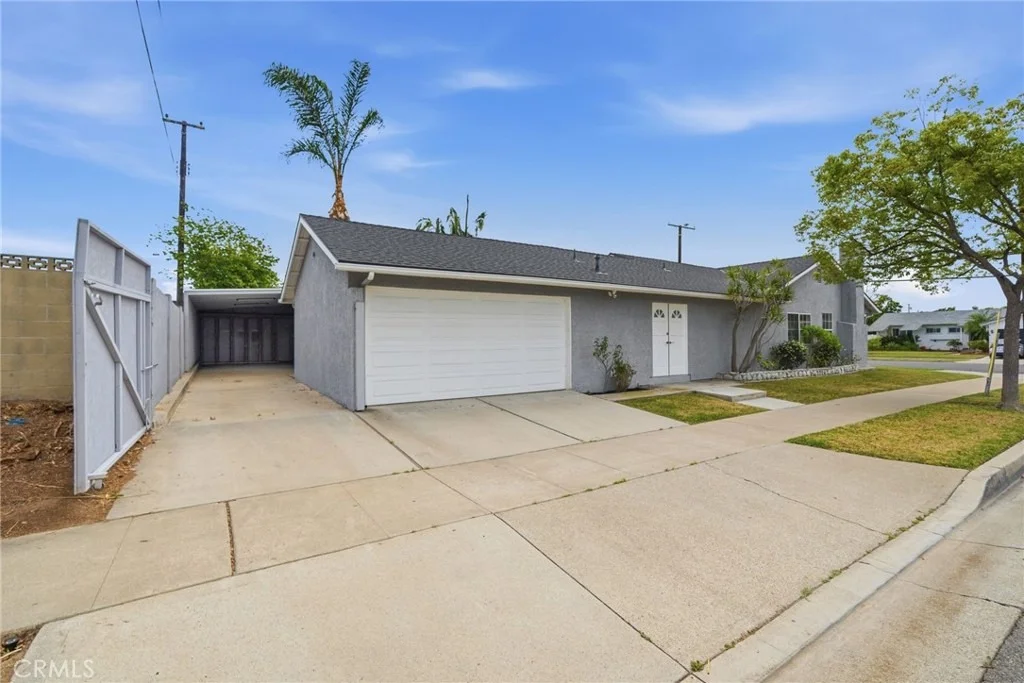 Photo of 741 N Handy Street