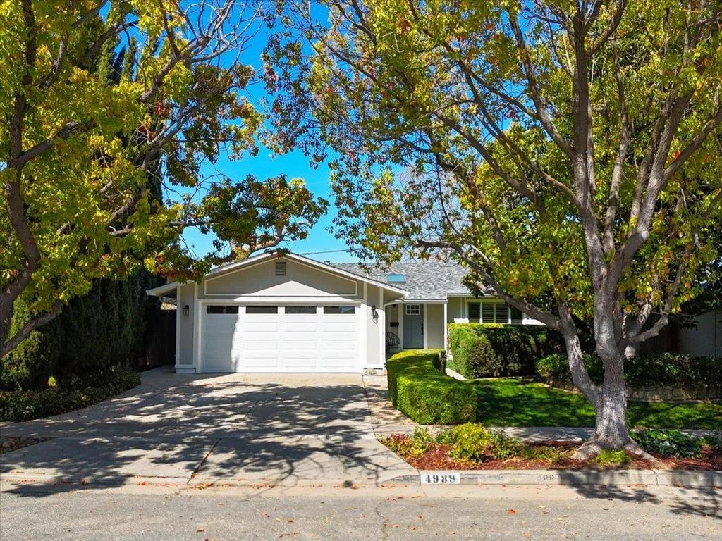 Photo of 4989 Vanderbilt Drive