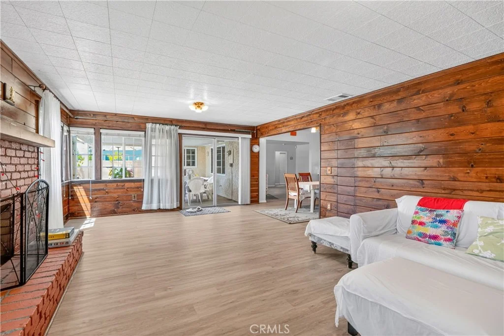 Photo of 2056 W Random