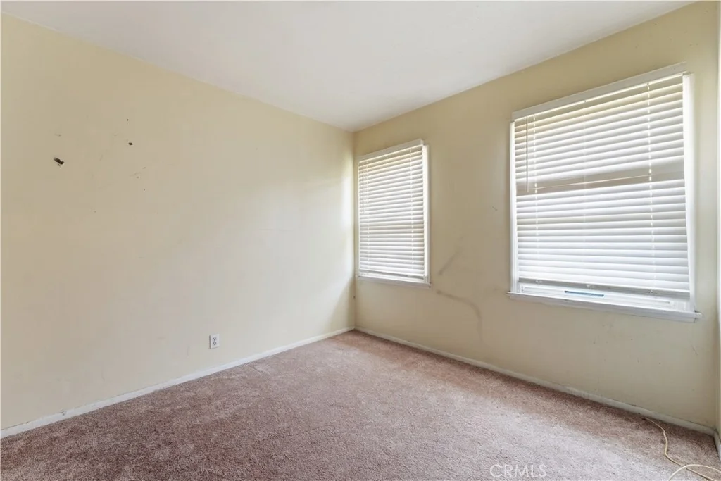Photo of 13709 Daphne Avenue