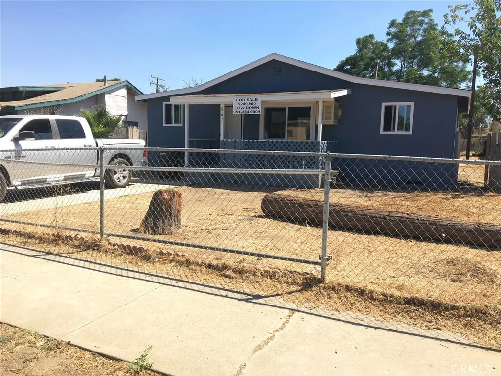 Photo of 267 W 5th Street