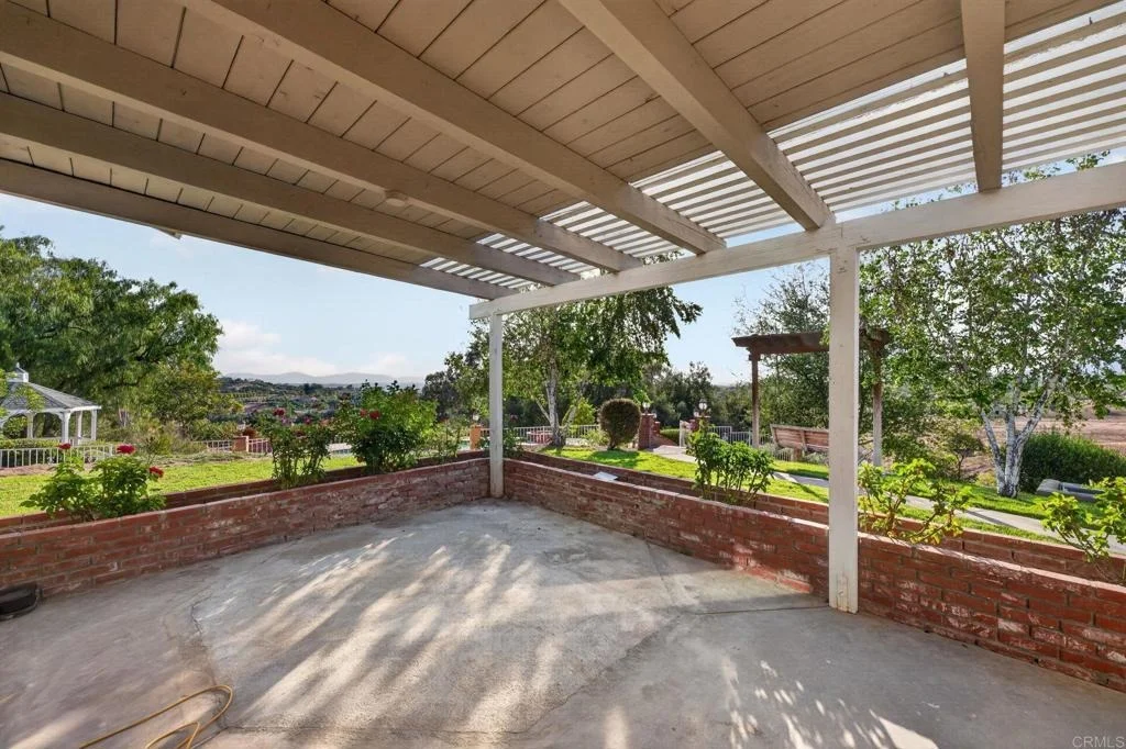 Photo of 40225 Lucero Drive