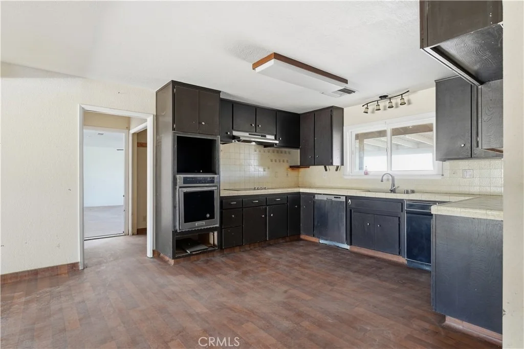 Photo of 1749 S Valley View Drive