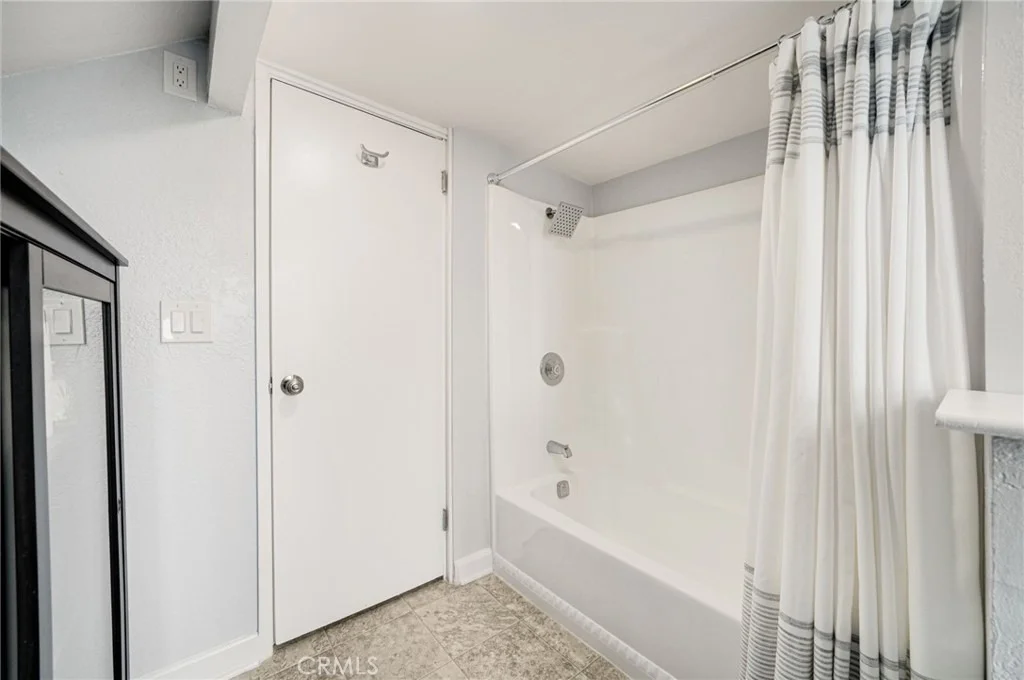 Photo of 9327 Lexington Street