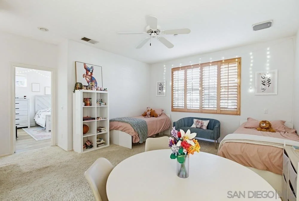 Photo of 2327 Orchard View Ln