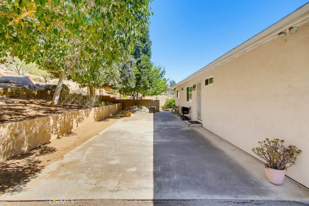 Photo of 1691 Roble Grande Road