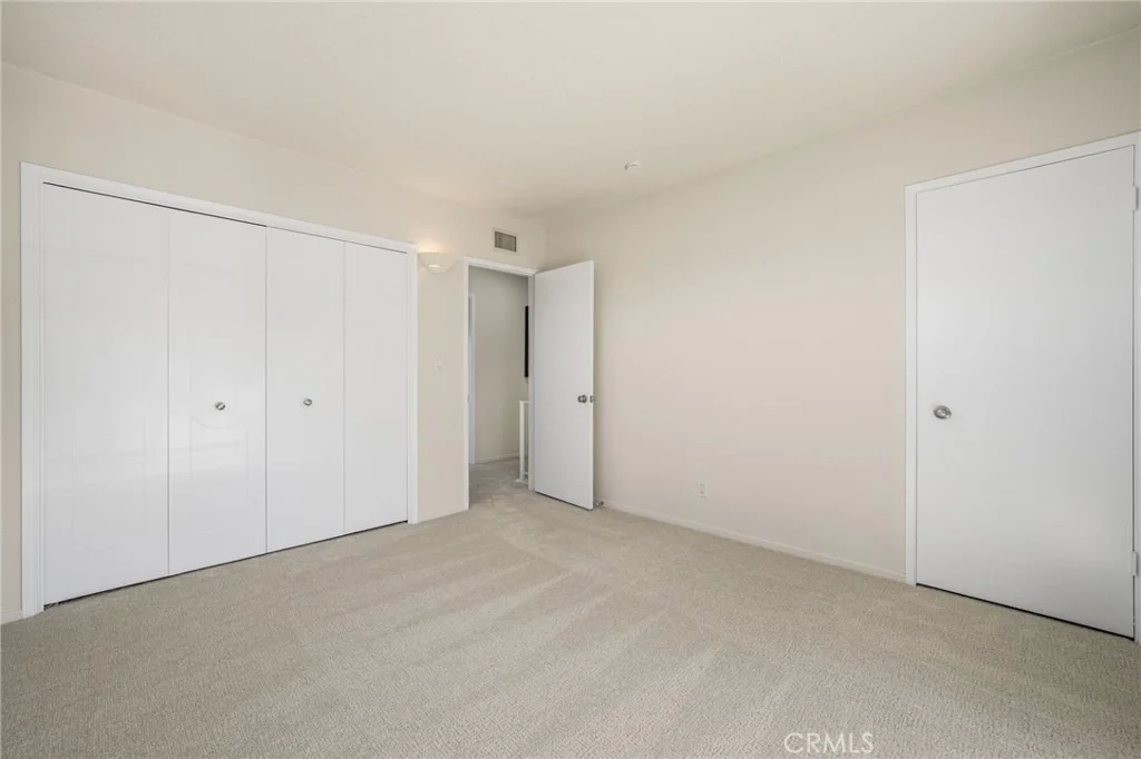 Photo of 890 N Hillside Drive