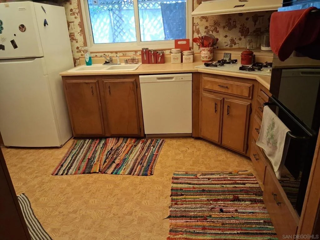 Photo of 1470 Cabrillo