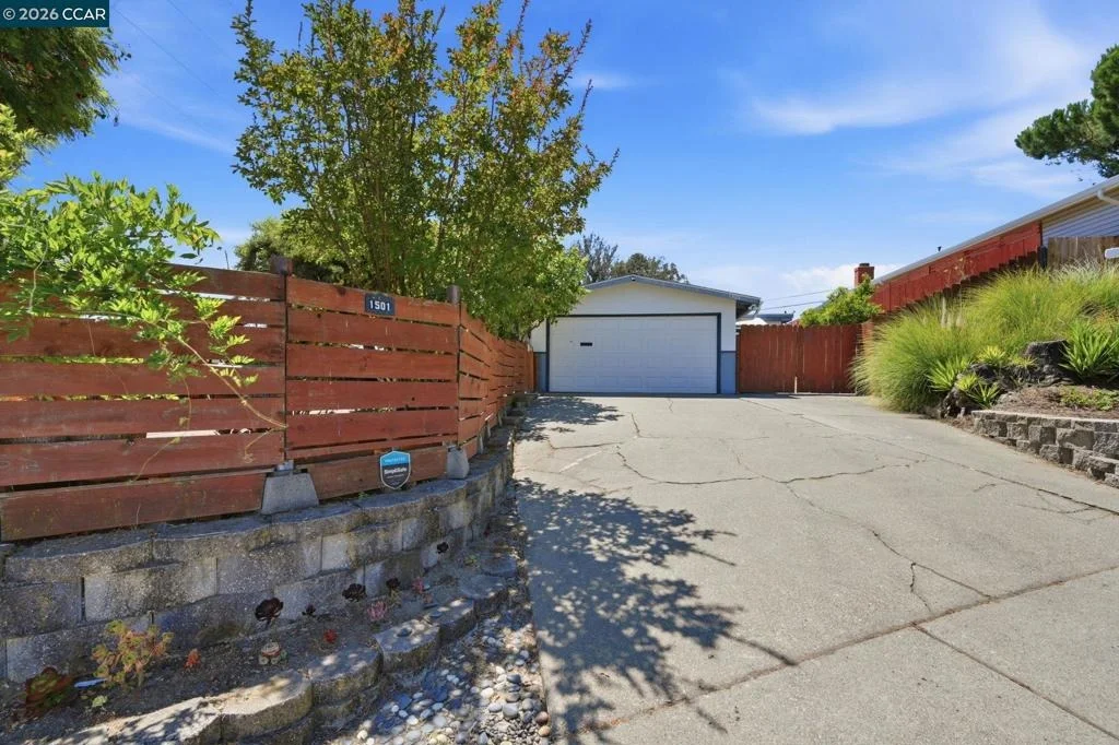 Photo of 1501 Lassen Ct
