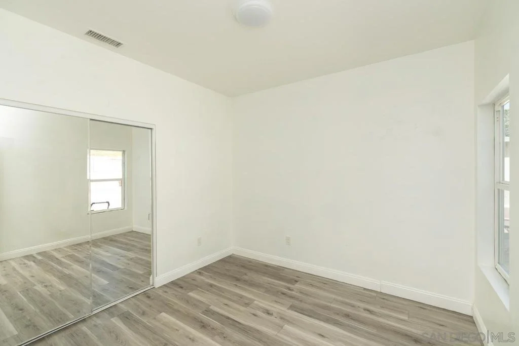 Photo of 1191 Myra Ave