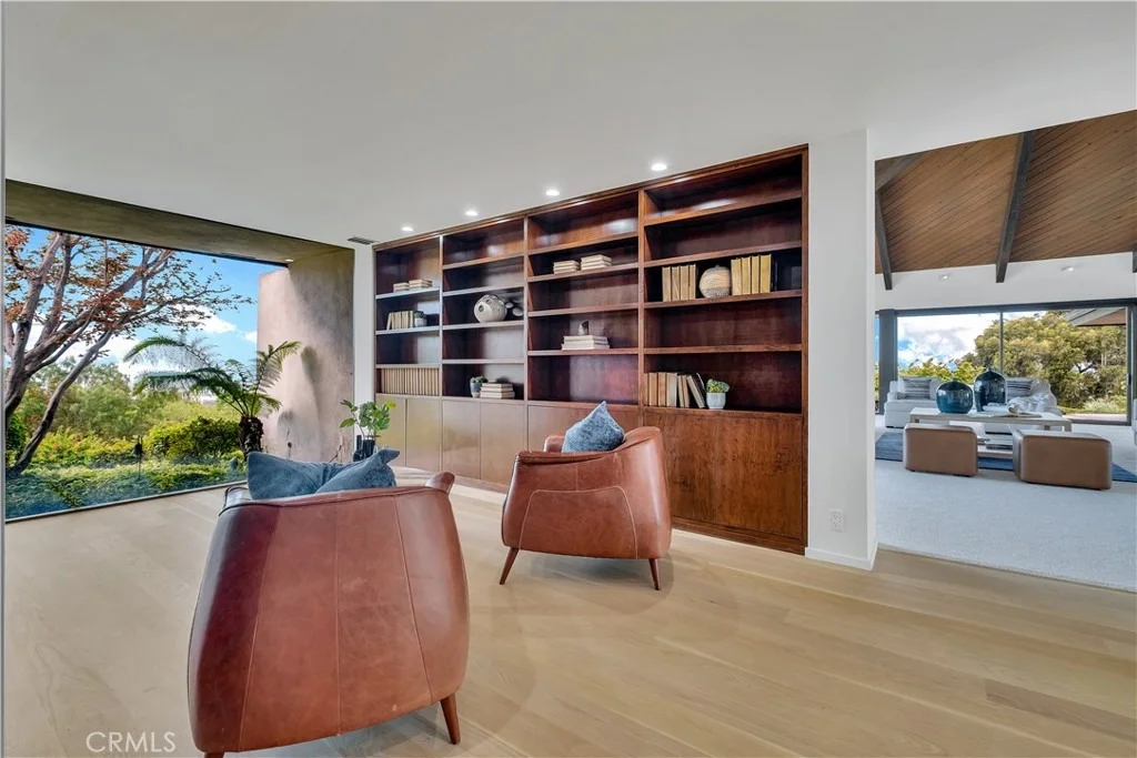 Photo of 57 Saddleback