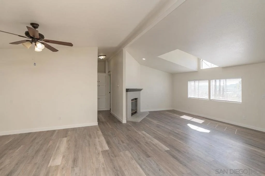 Photo of 59420 Roger Lane