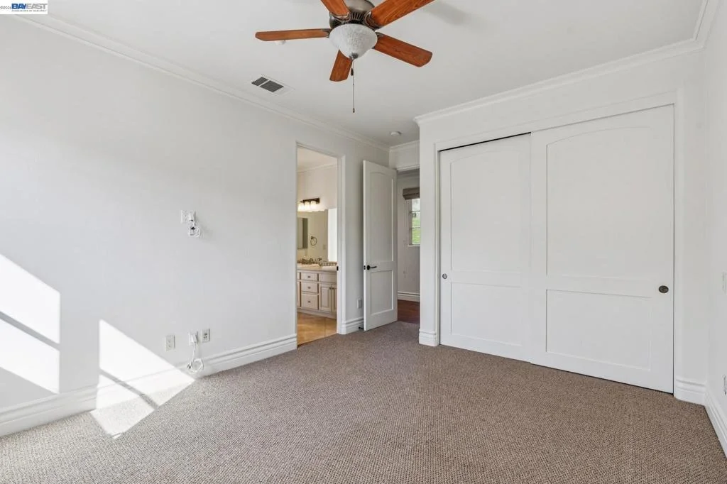 Photo of 1439 Vine Ln