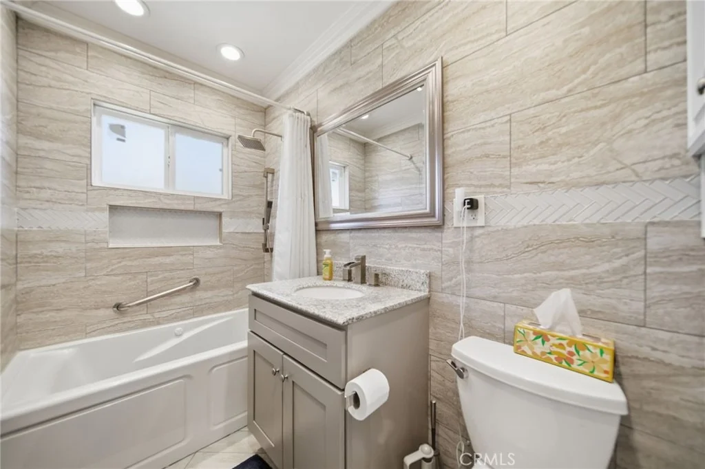 Photo of 13500 Pierce