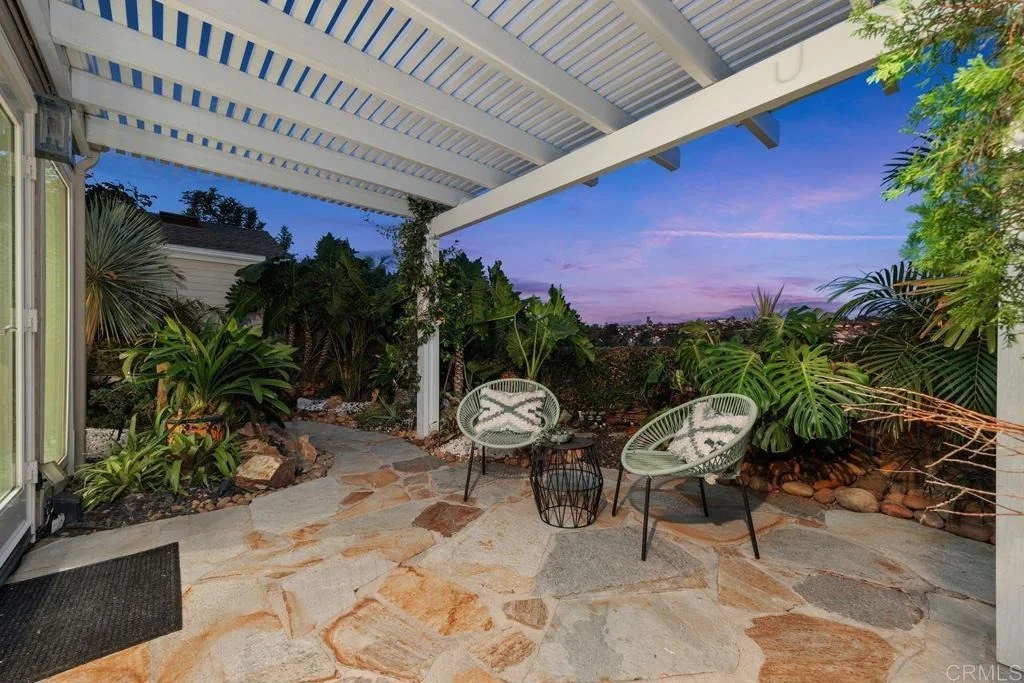 Photo of 7020 Lantana