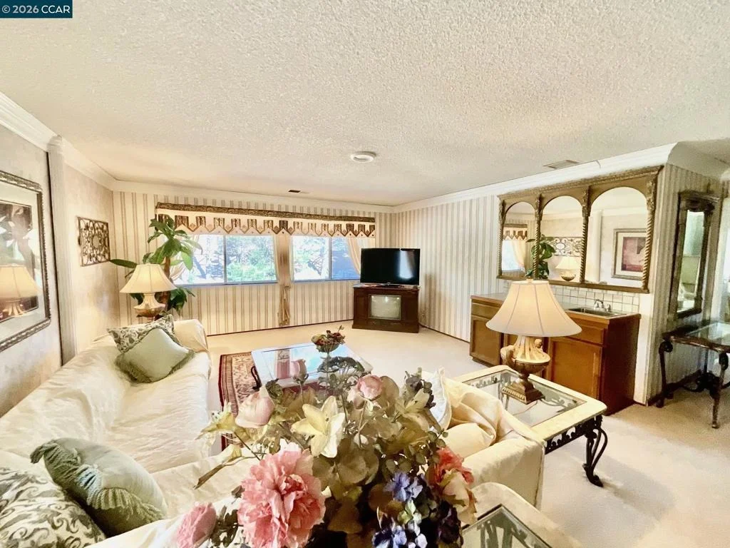 Photo of 403 Gerald Court