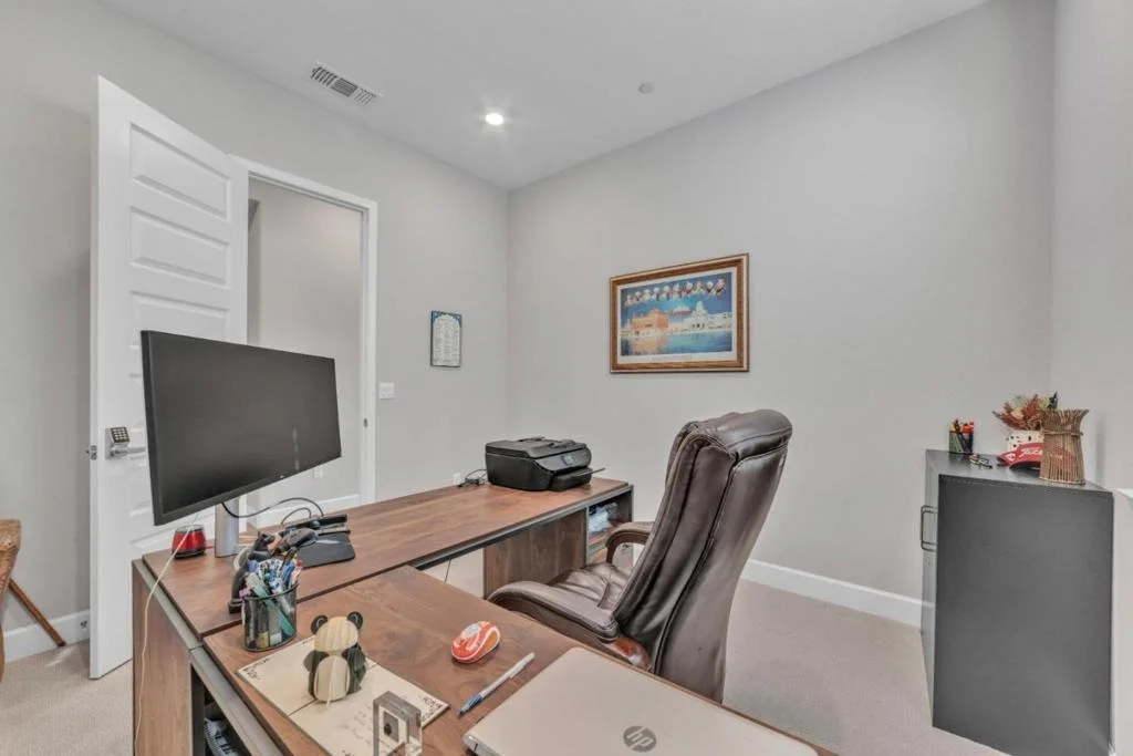 Photo of 4785 Villa Verde Drive