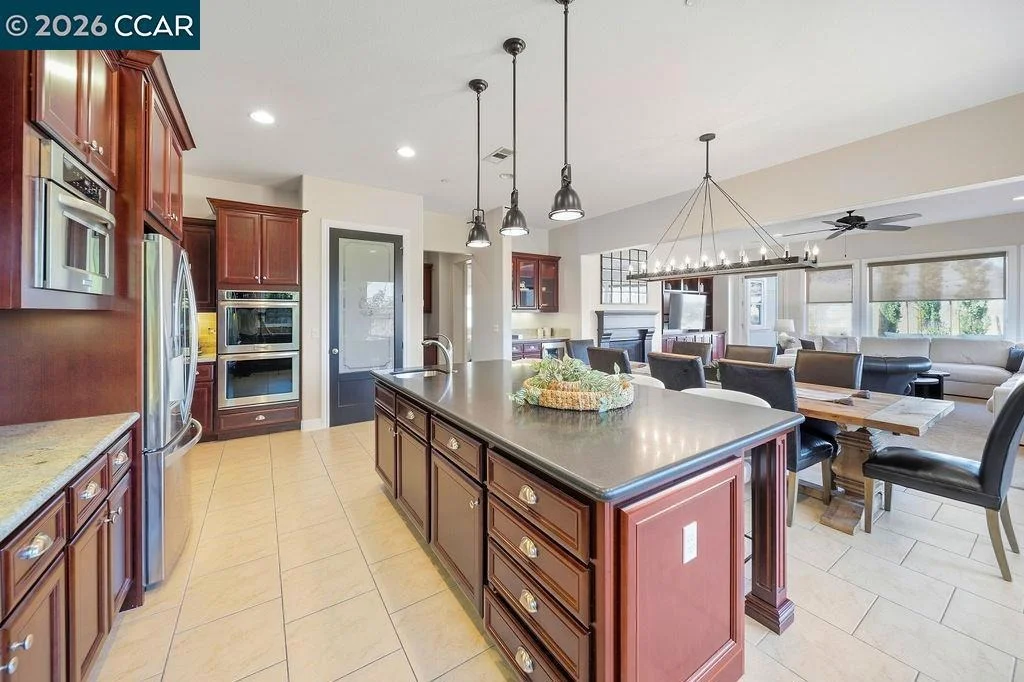Photo of 24 Promontory Place