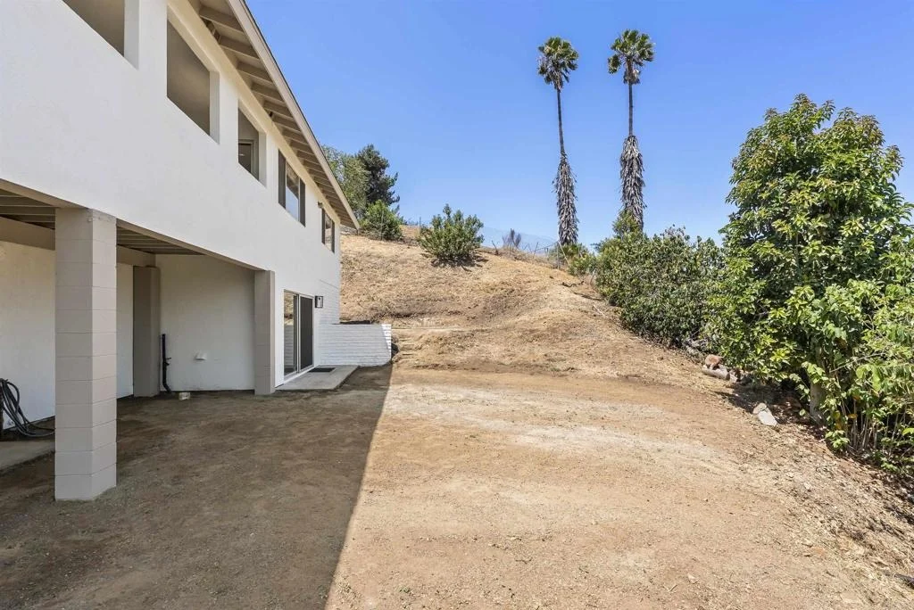Photo of 1140 Evergreen Lane