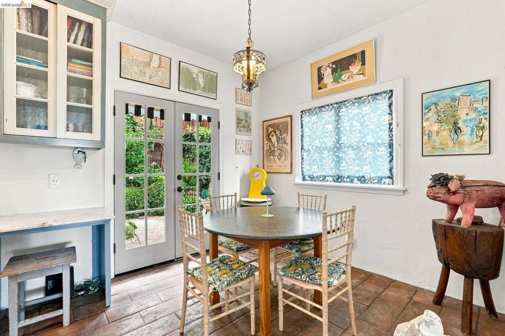 Photo of 893 Santa Barbara Rd