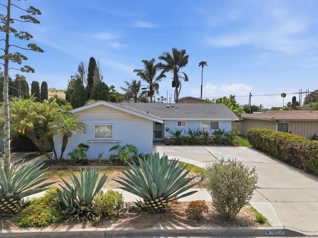 Photo of 127 Flamingo Drive