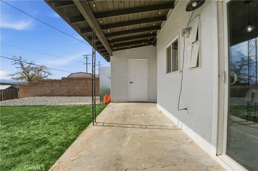 Photo of 23921 South