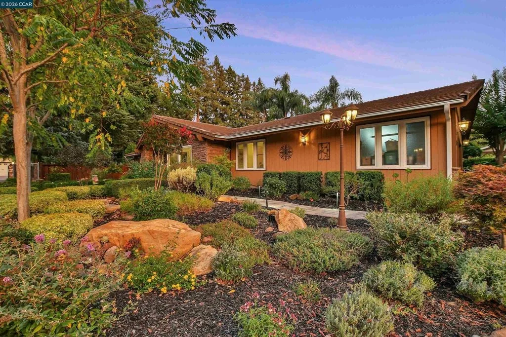 Photo of 5179 Alhambra Valley Rd