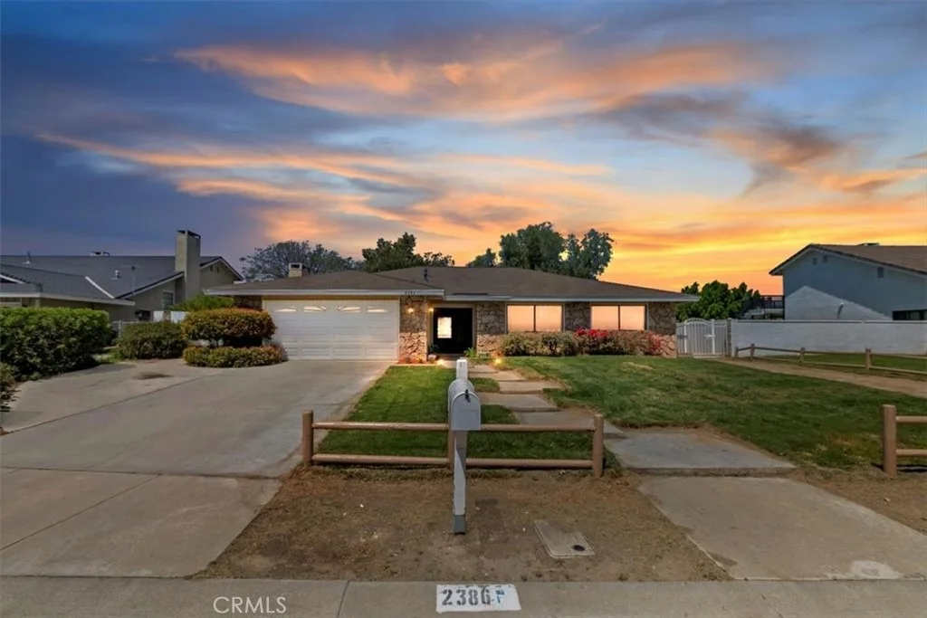 Photo of 2386 Hialeah Circle