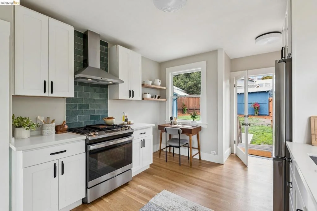 Photo of 1117 The Alameda