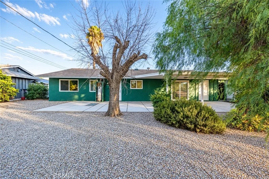 Photo of 26790 Oakmont Drive