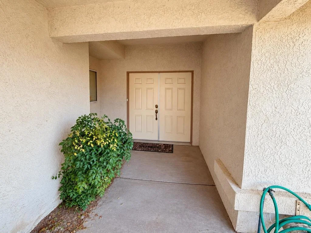 Photo of 27160 Shadowcrest Lane
