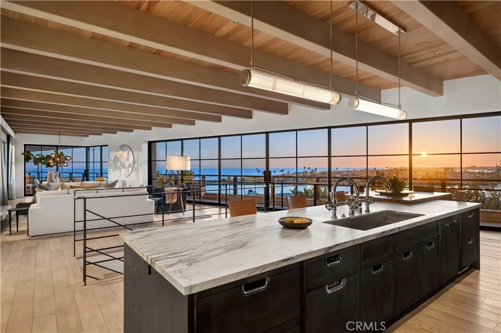 Photo of 2804 Ocean