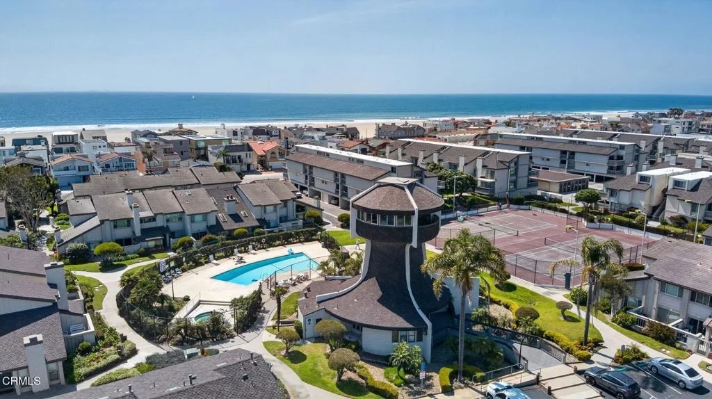 Photo of 2955 Harbor Boulevard