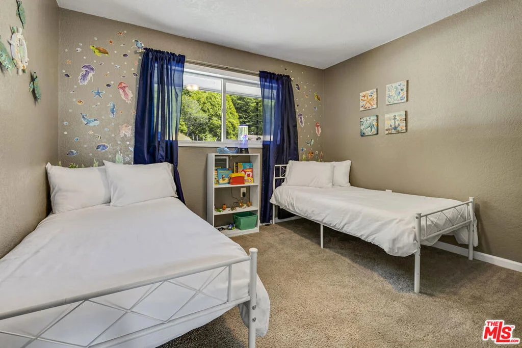 Photo of 13881 Oceanview Drive