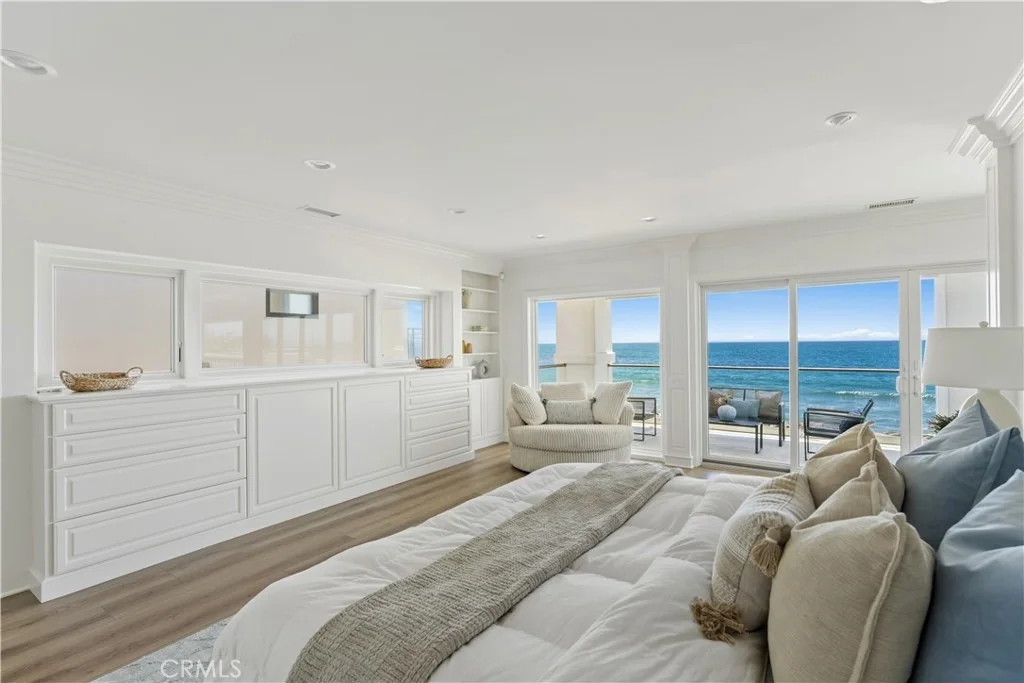 Photo of 5488 Rincon Beach Park