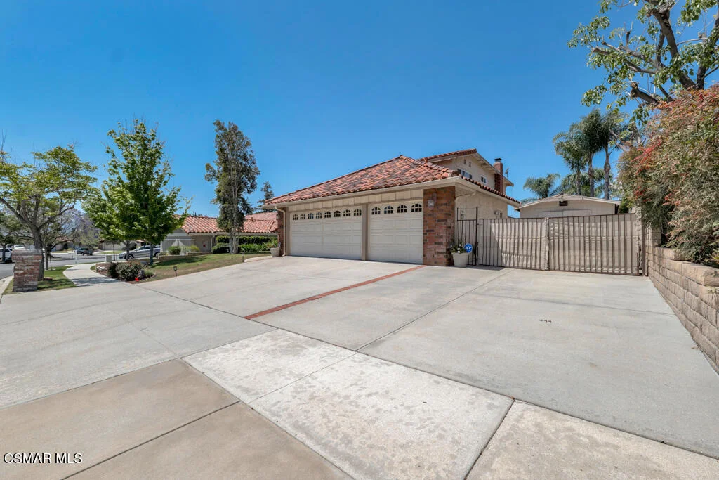 Photo of 2863 Sapphire Avenue