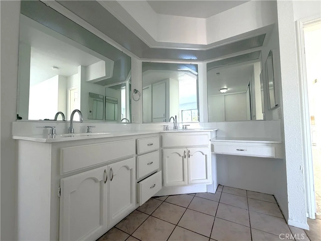 Photo of 13867 Calada Drive