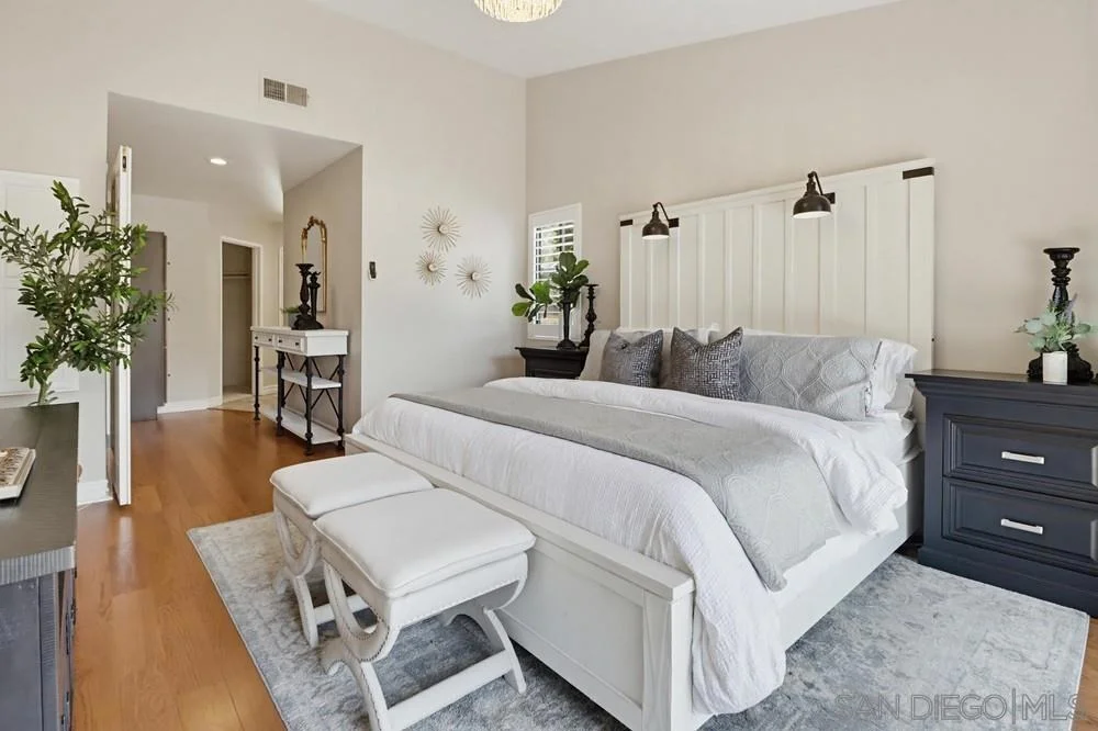Photo of 2577 Camino Narciso