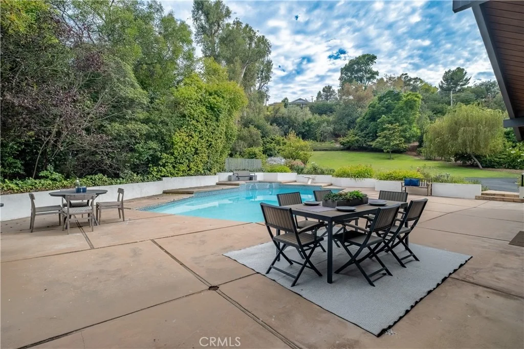 Photo of 57 Saddleback