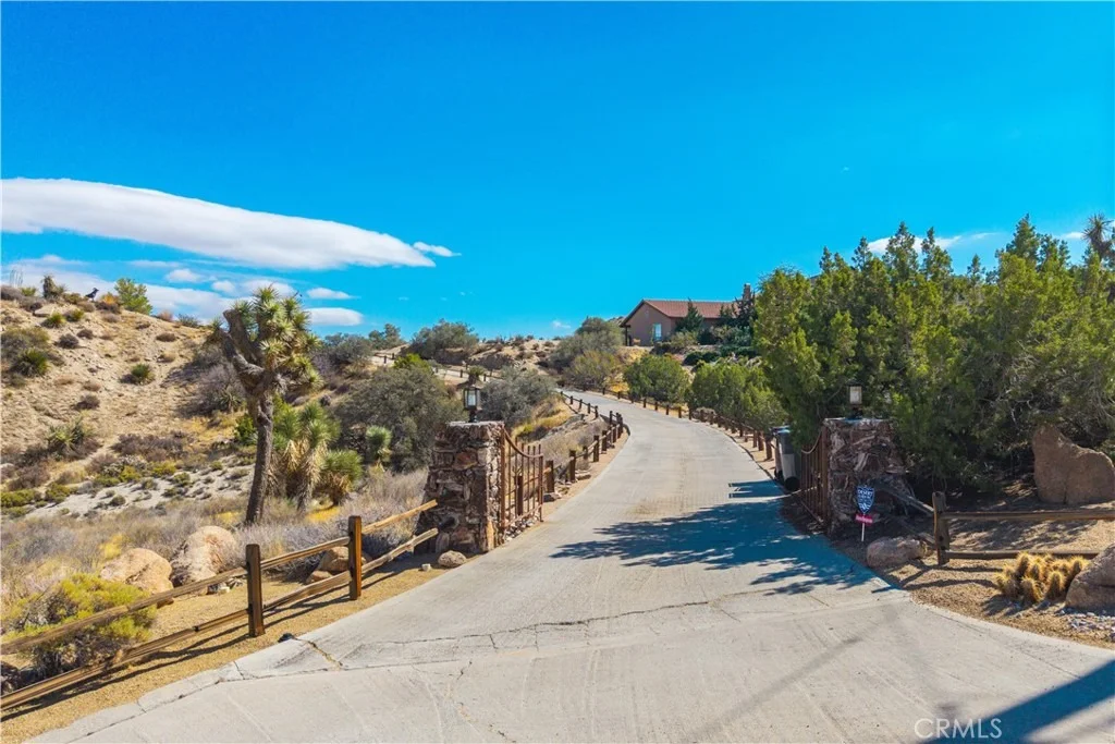 Photo of 53905 Pinon Drive