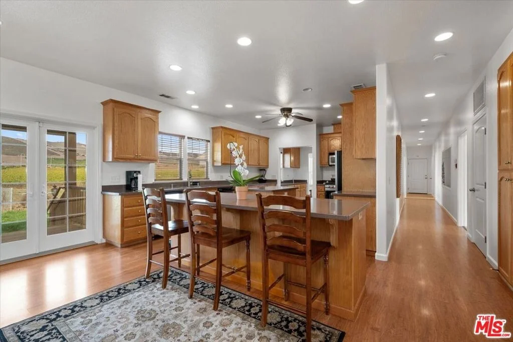 Photo of 230 Hans Place